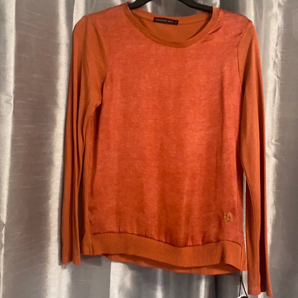 Long sleeve shirt